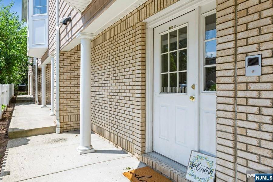 Nutley, NJ 07110,87-03 Centre #3