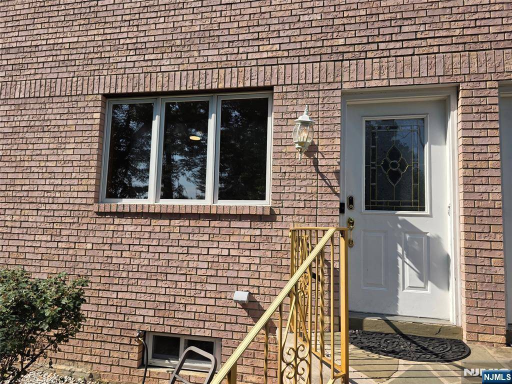 Montville Township, NJ 07058,14 STILES LN