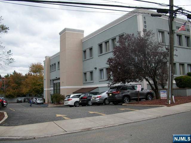 Fort Lee, NJ 07024,1605 John ST #201C