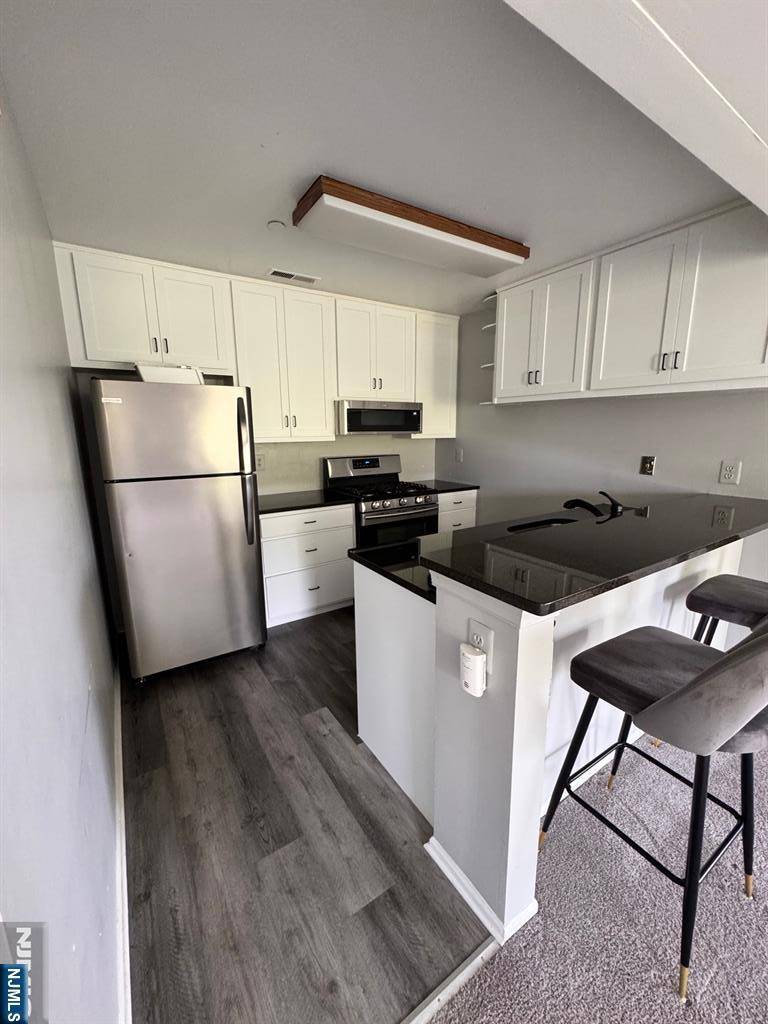 Englewood, NJ 07631,24 Gentry DR #12
