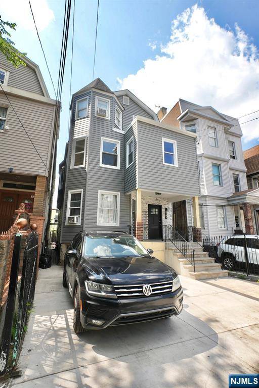 Newark, NJ 07107,184 11th ST #2