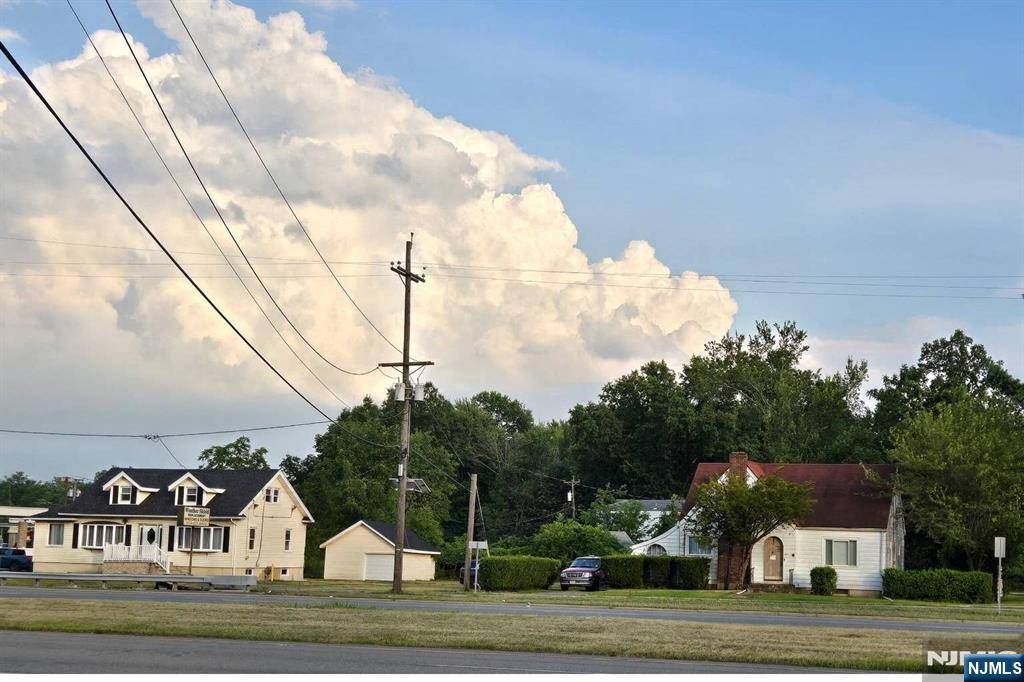 Fairfield, NJ 07004,584-588 US Highway 46