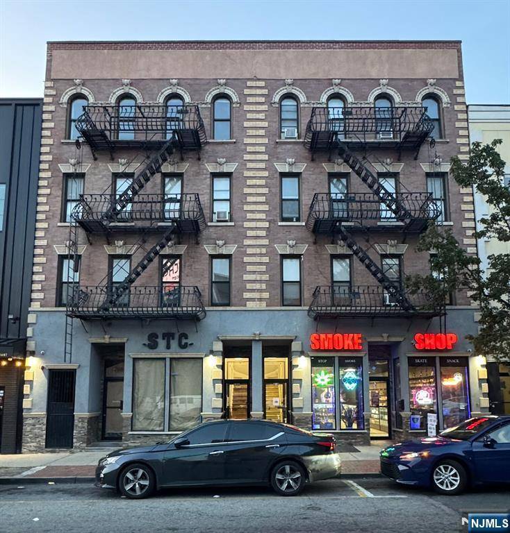 Harrison, NJ 07029,208-210 Harrison AVE #APT2