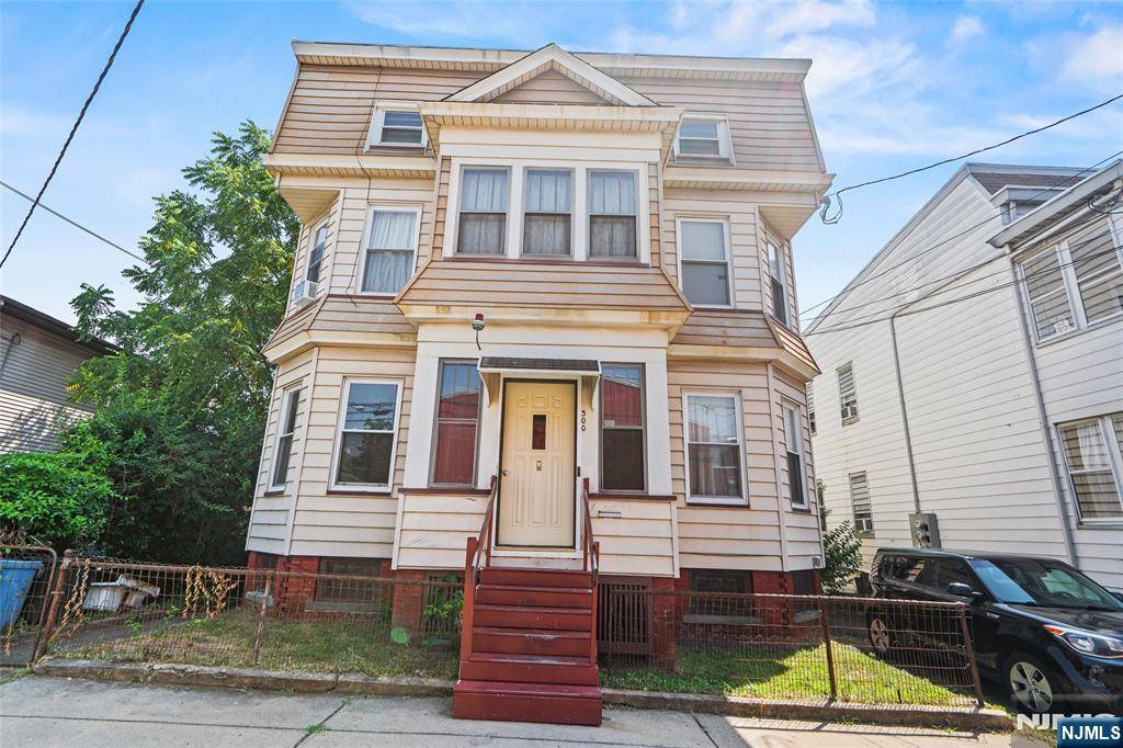 Haledon, NJ 07508,300 Morrissee AVE