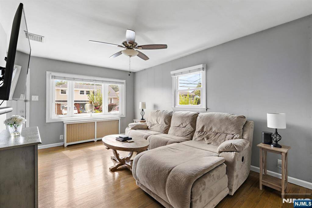 Secaucus, NJ 07094,1137 Stonewall LN