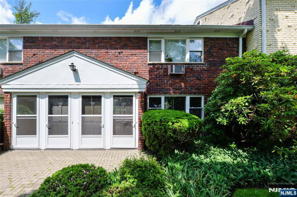 Ramsey, NJ 07446,128 Regency PARK