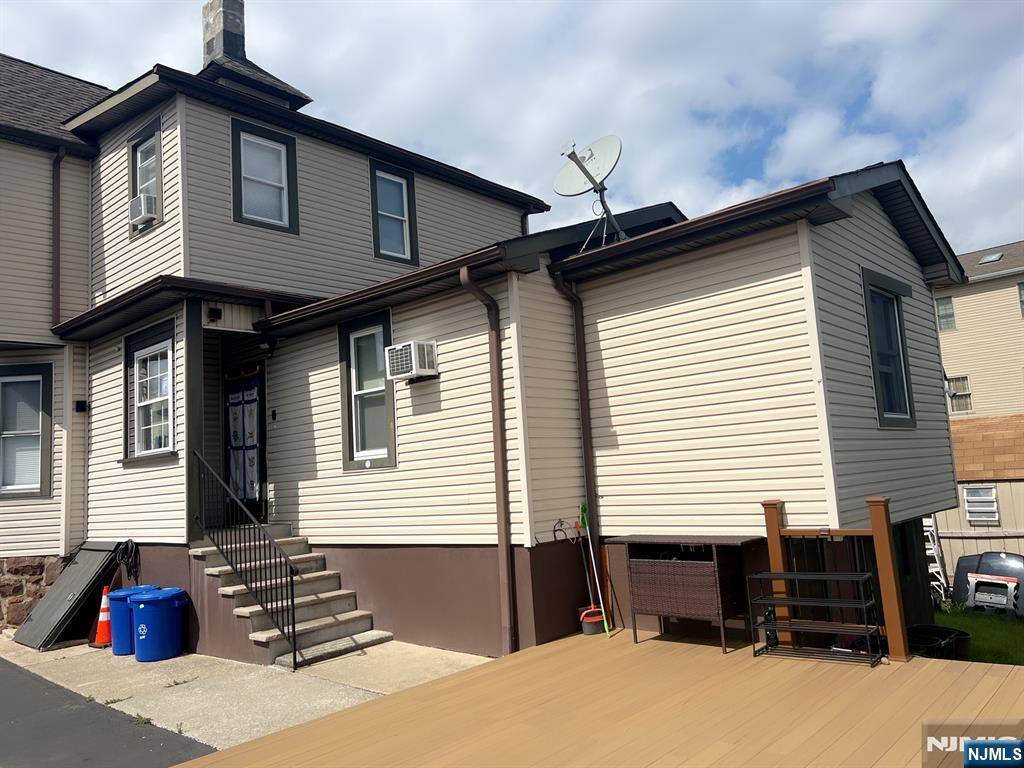 East Rutherford, NJ 07073,80 Prospect TER #3