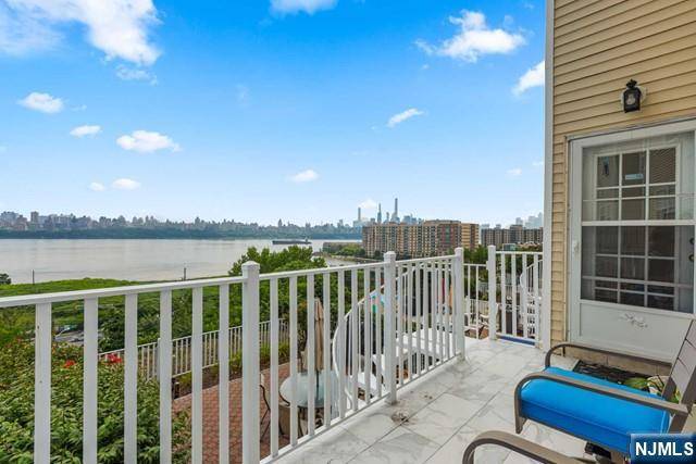 North Bergen, NJ 07047,32 Bergen Ridge RD