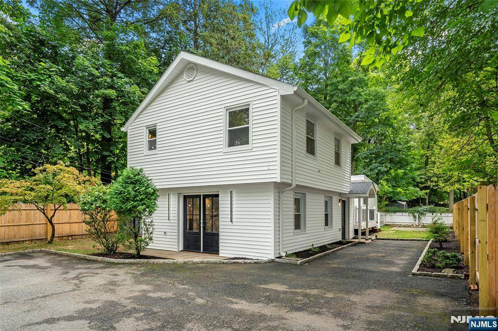 Closter, NJ 07624,47 5th ST