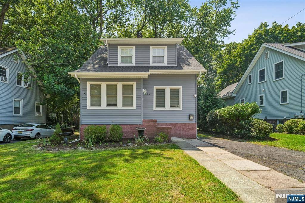 Westwood, NJ 07675,129 Lake ST