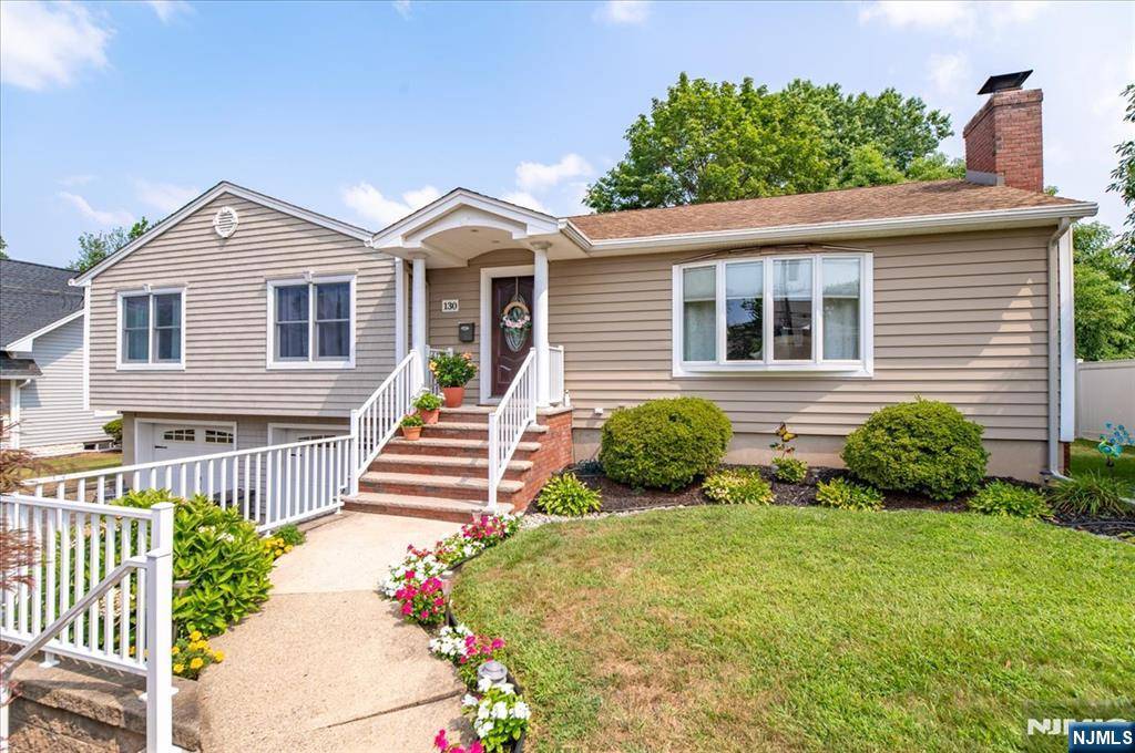 River Edge, NJ 07661,130 Howland AVE