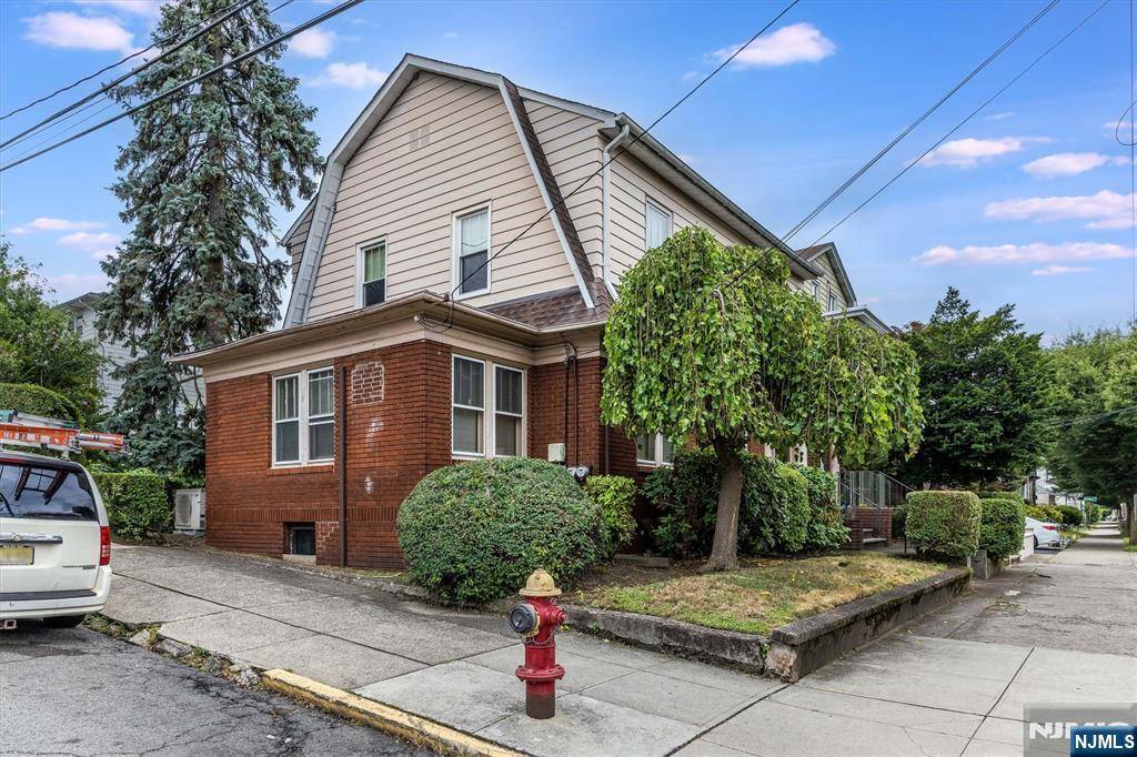Paterson, NJ 07501,265-267 McBride AVE