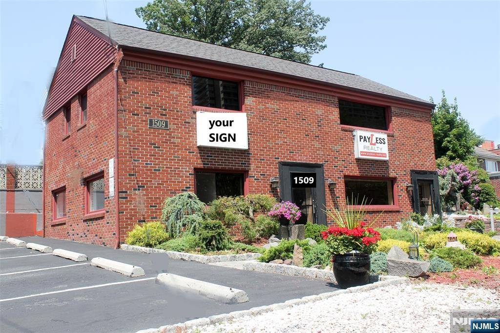 Fort Lee, NJ 07024,1509 Palisade AVE #1st Floor