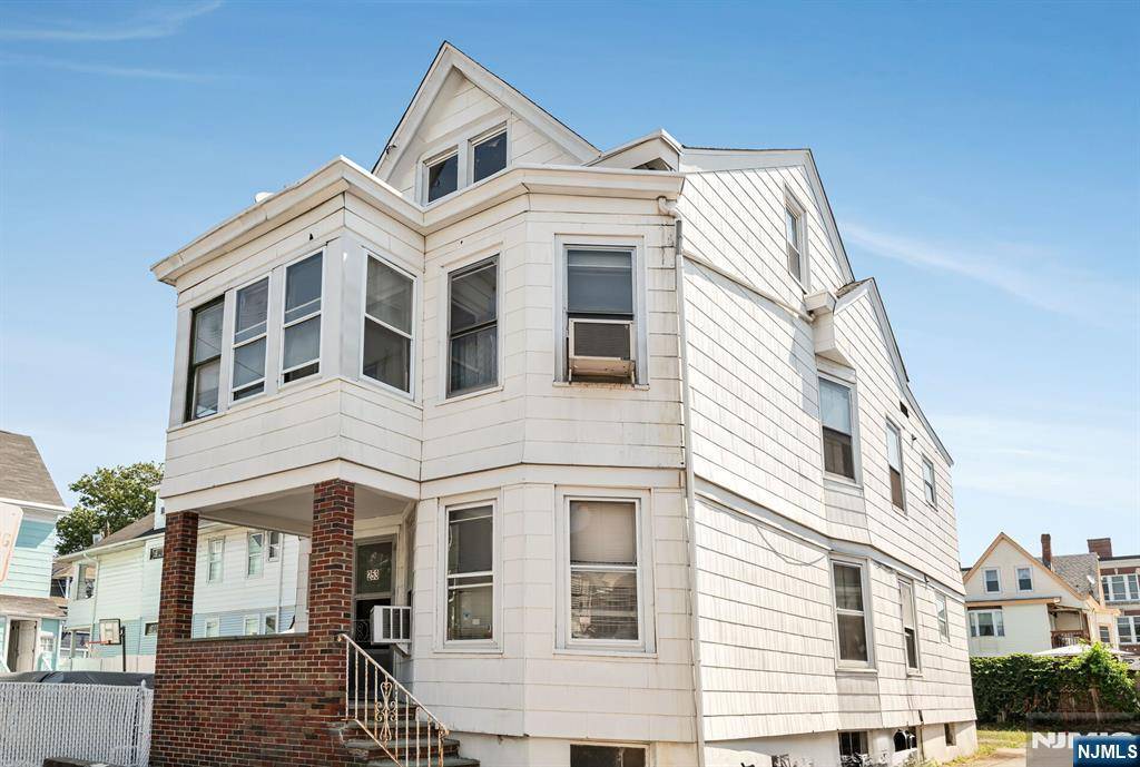Paterson, NJ 07513,253 E 21st ST