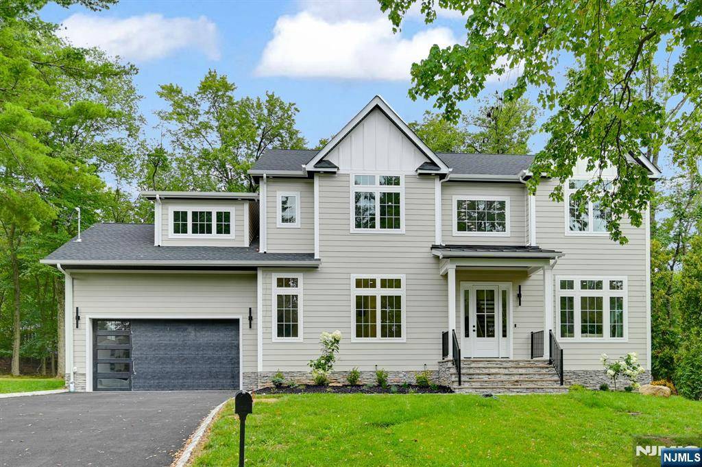 Livingston, NJ 07039,76 Springbrook RD