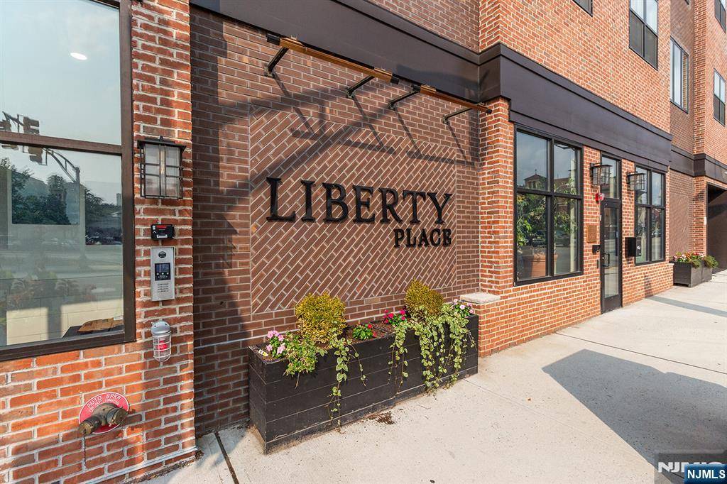 Bloomfield, NJ 07042,662 Bloomfield AVE #405