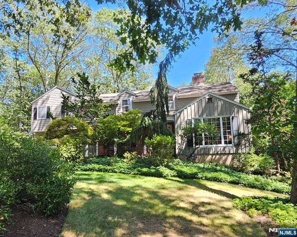 Woodcliff Lake, NJ 07677,72 Rose AVE