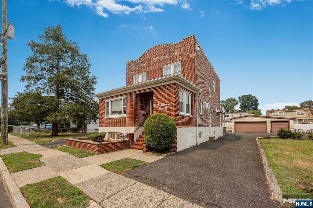 Nutley, NJ 07110,170 Pake ST