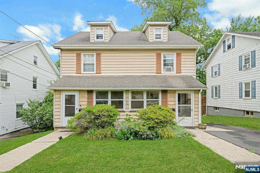 Clifton, NJ 07043,251 McCosh RD