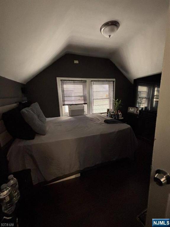 Newark, NJ 07107,415 7th ST