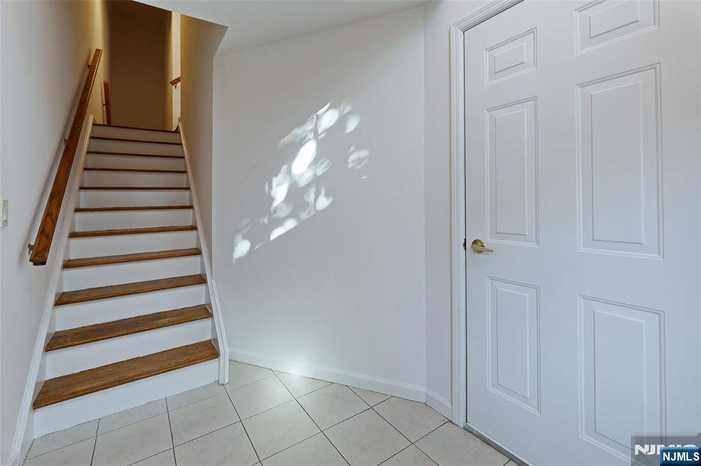 Cresskill, NJ 07626,137 Stonegate TRL #38