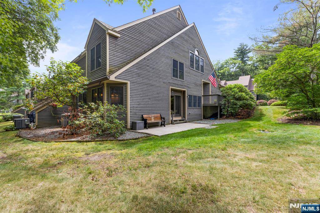 West Milford, NJ 07480,22 Foxboro