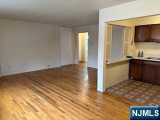 Teaneck, NJ 07666,547 Chestnut PL #12