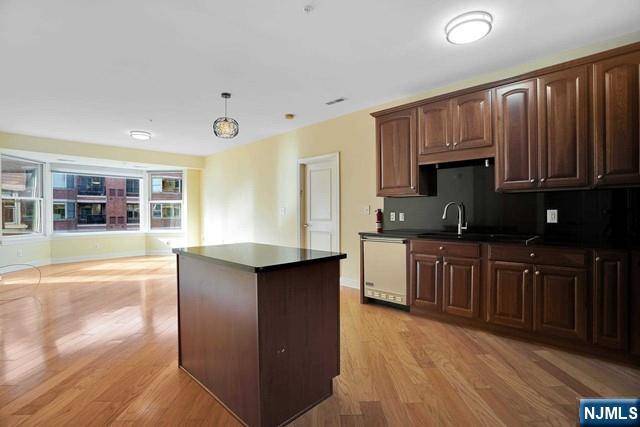 West New York, NJ 07093,20 Ave At Port Imperial #310