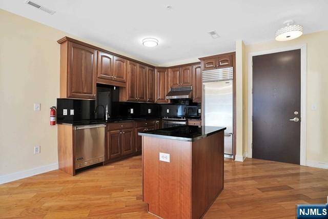 West New York, NJ 07093,20 Ave At Port Imperial #310