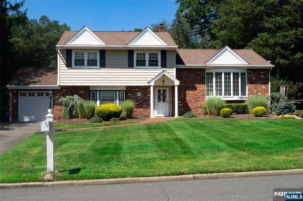 Hillsdale, NJ 07642,36 Deer Trail RD