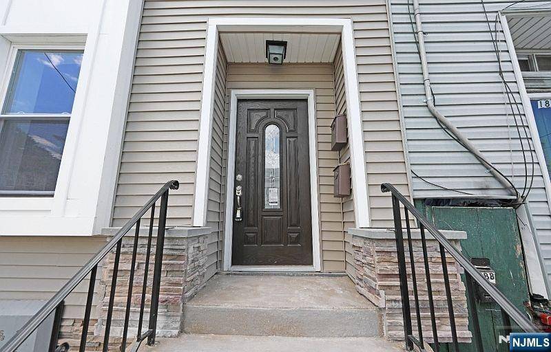 Paterson, NJ 07501,190 Mill ST