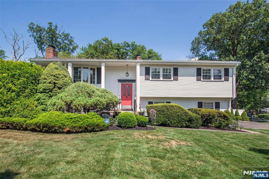 Wayne, NJ 07470,35 Medford PL