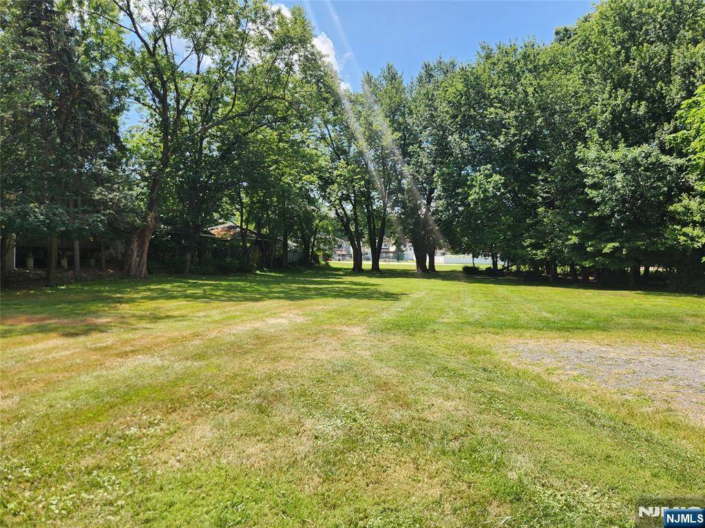 Little Falls, NJ 07424,67 Van Pelt