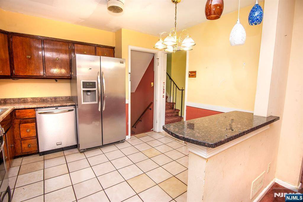 Dumont, NJ 07628,46 Stratford RD