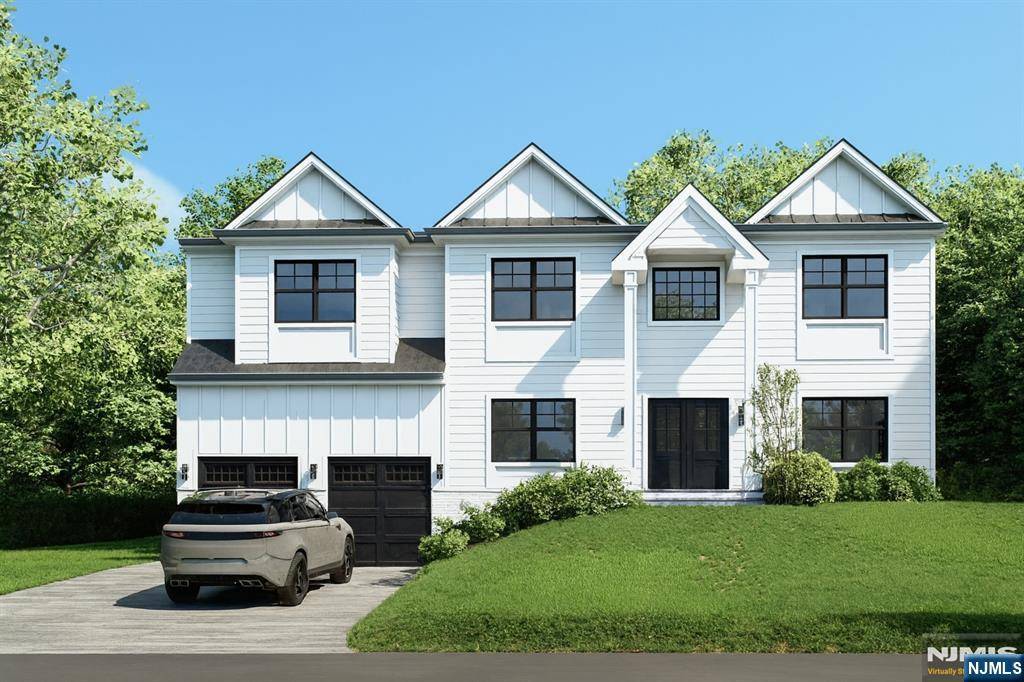 Paramus, NJ 07652,247 Gorden DR