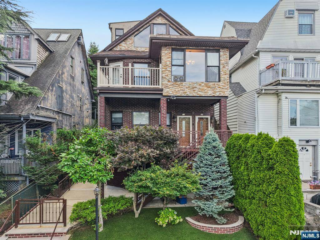 Edgewater, NJ 07020,32 Hudson TER