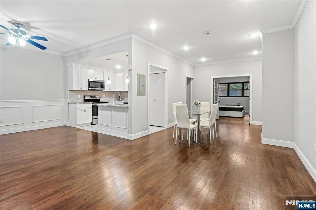 Newark, NJ 07102,111 Mulberry ST #2K