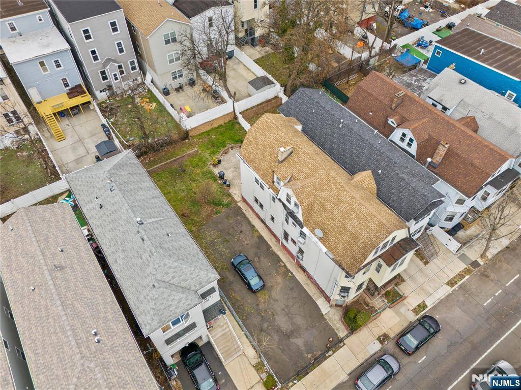 Newark, NJ 07107,54 N 5th ST