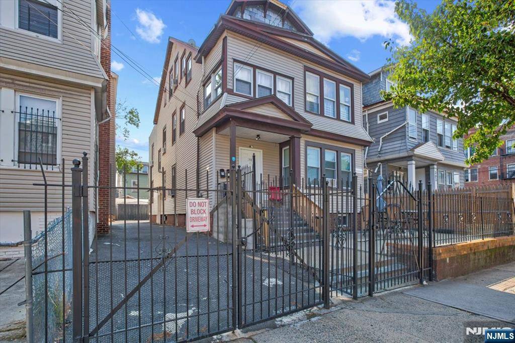 Newark, NJ 07112,198-200 Shephard AVE