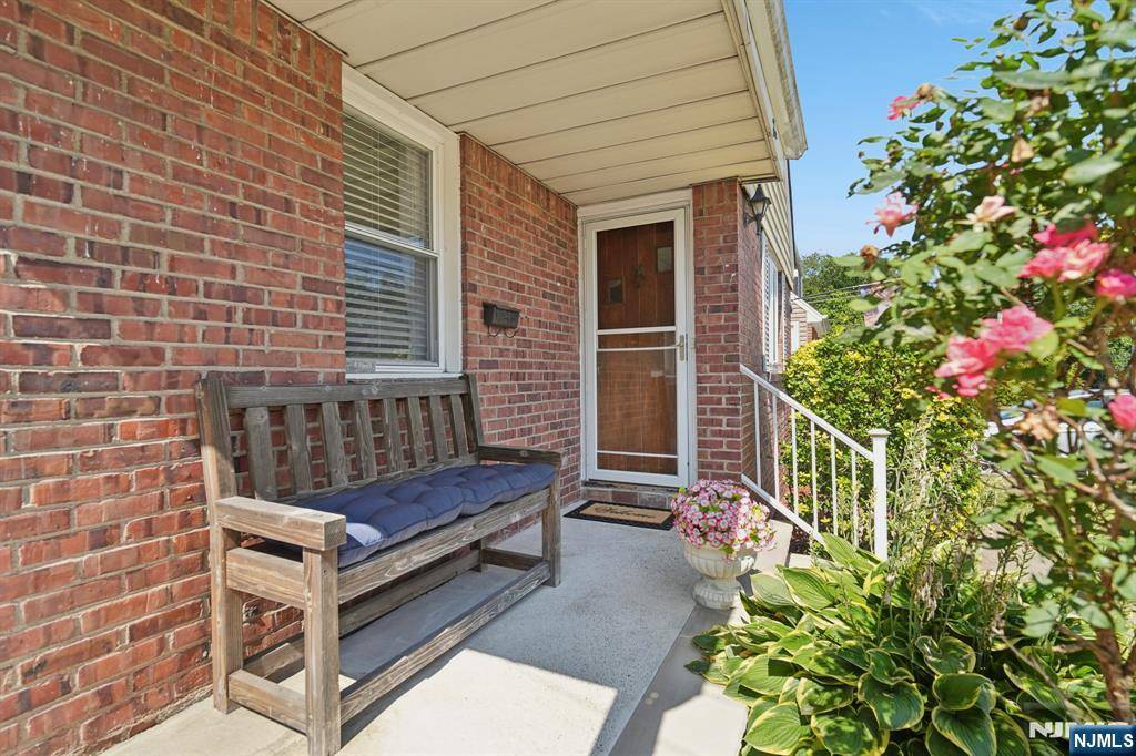 Lodi, NJ 07644,4 Trudy DR
