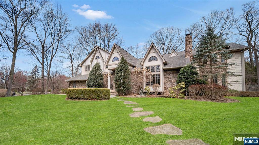 Franklin Lakes, NJ 07417,717 Ashmont RD