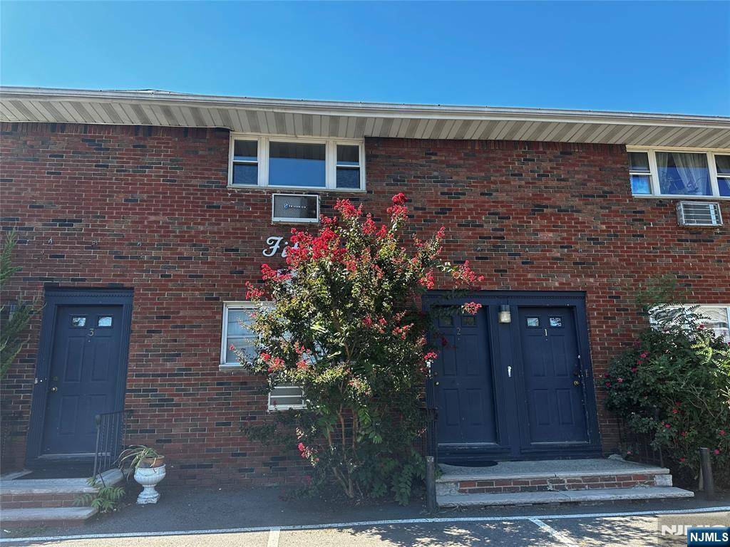 Lodi, NJ 07644,50 Main ST #2B