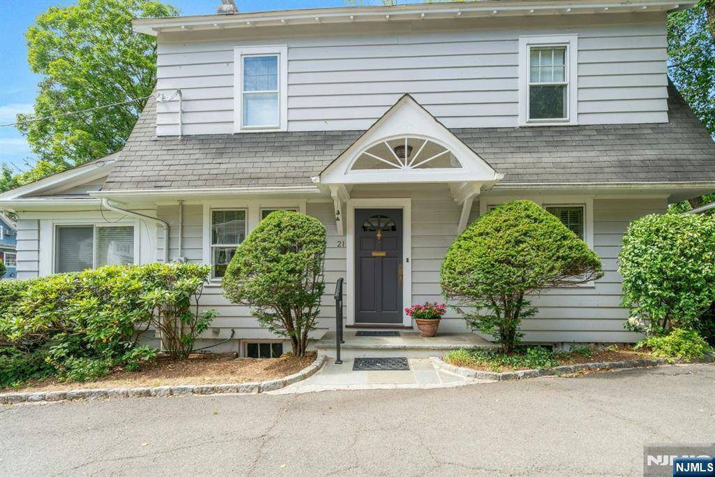 Ridgewood, NJ 07450,21 Richmond AVE