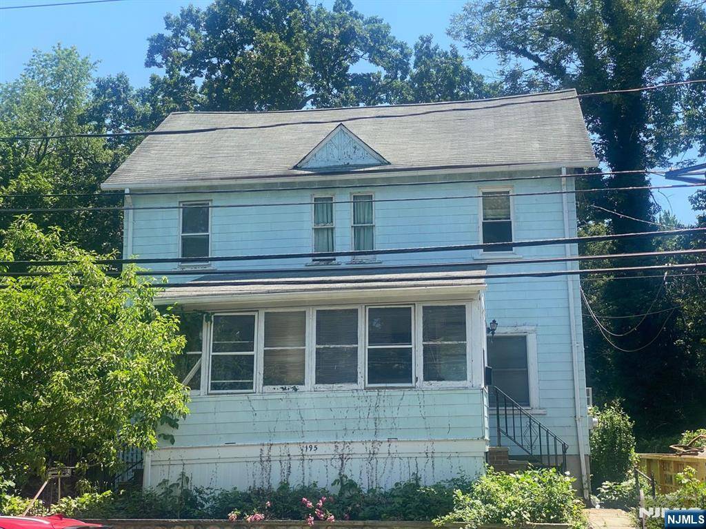 Montclair, NJ 07042,195 Fullerton AVE