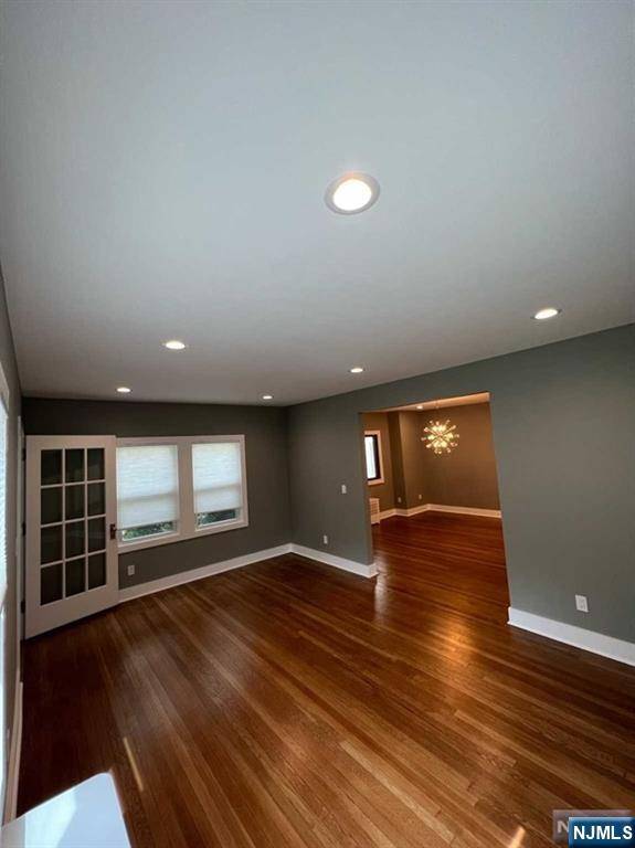 Ridgewood, NJ 07450,156 Washington PL