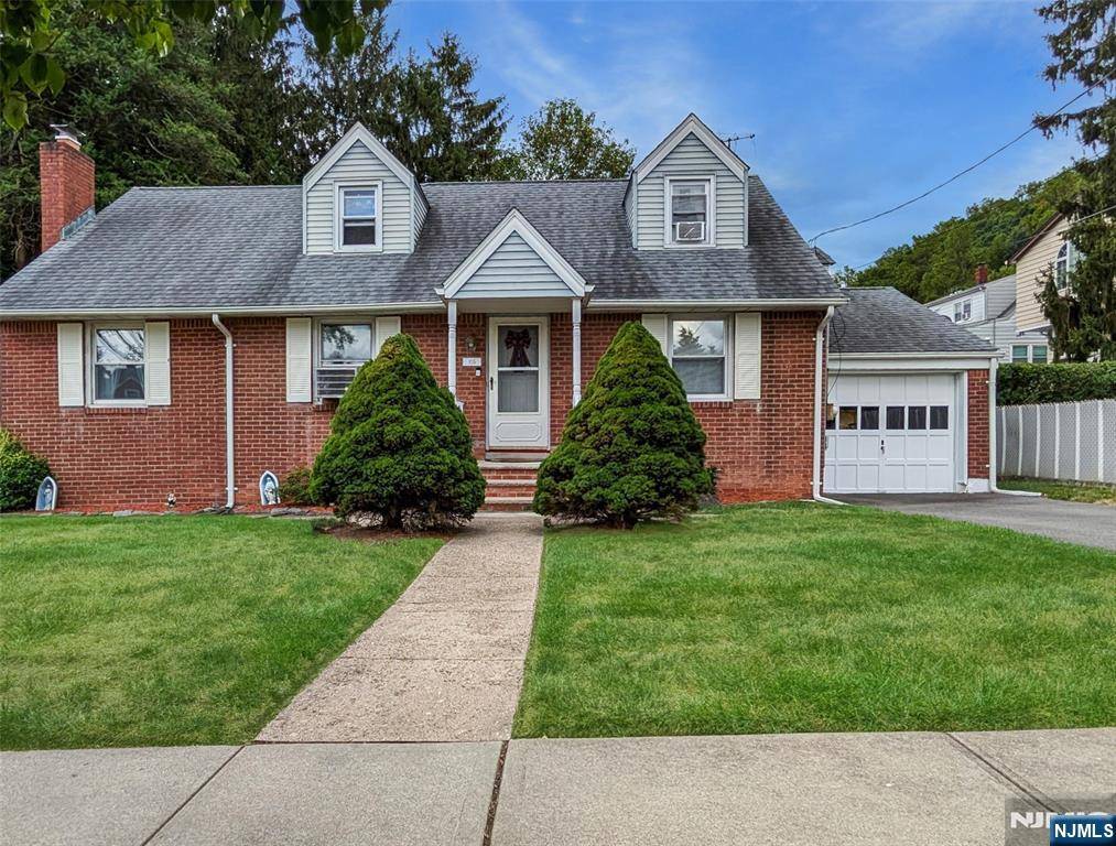 Clifton, NJ 07013,105 Emerson ST