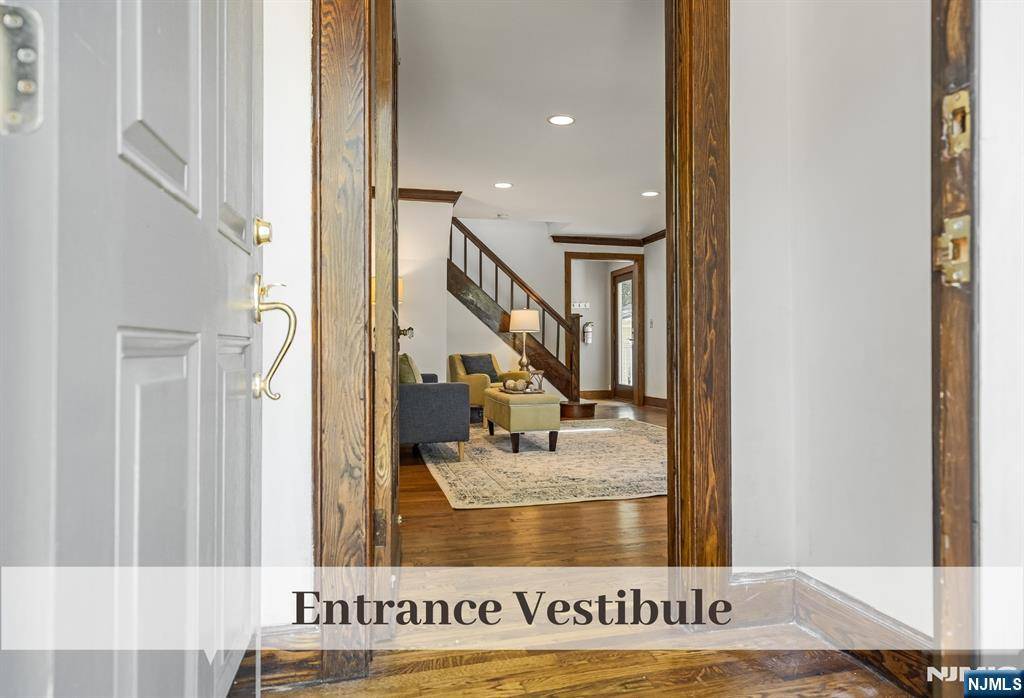 Allendale, NJ 07401,57 Ivers RD