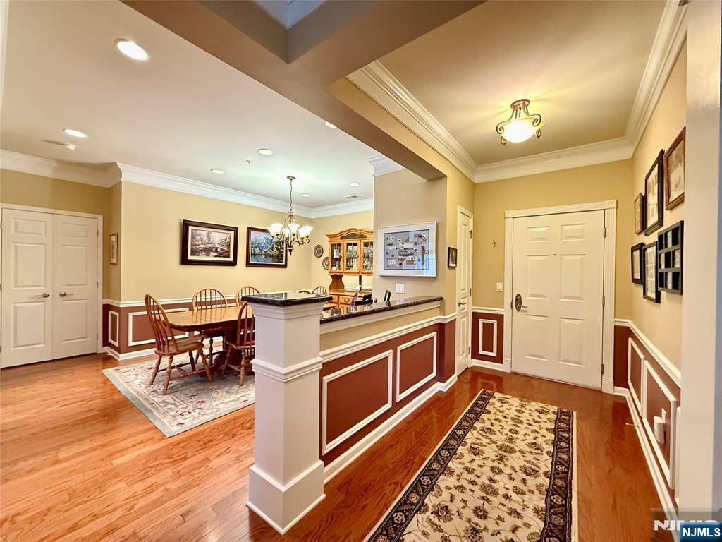 Wanaque, NJ 07465,4315 Warrens WAY