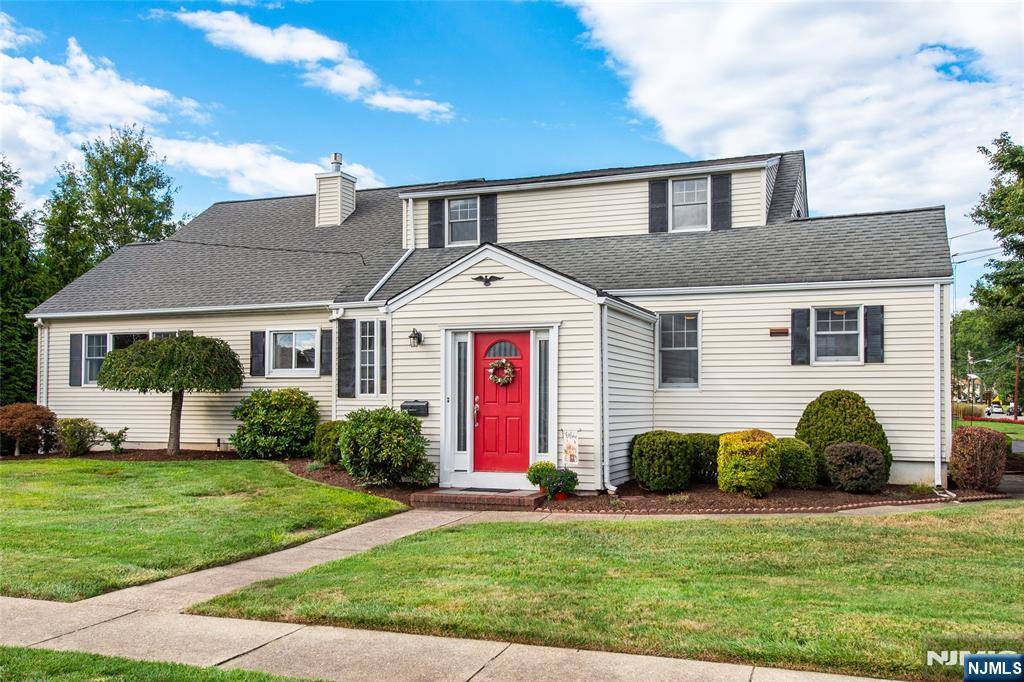 Emerson, NJ 07630,92 Locust AVE