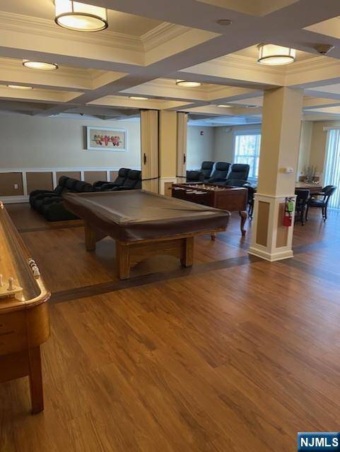 Rochelle Park, NJ 07662,106 Terrace AVE #322